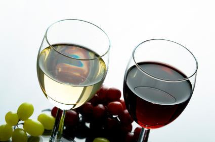 Subtle Differences Between White and Red Wines